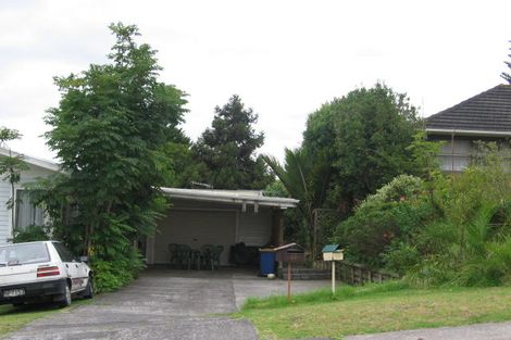 Photo of property in 27 Saffron Street, Birkdale, Auckland, 0626
