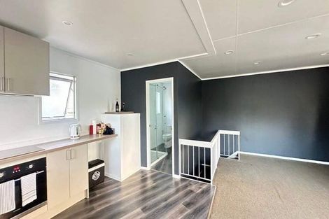 Photo of property in 1/19 Cresta Avenue, Beach Haven, Auckland, 0626