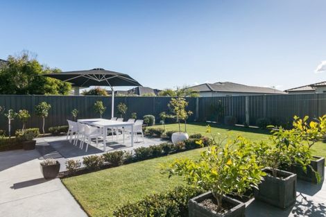 Photo of property in 21 Haast Place, Poraiti, Napier, 4112
