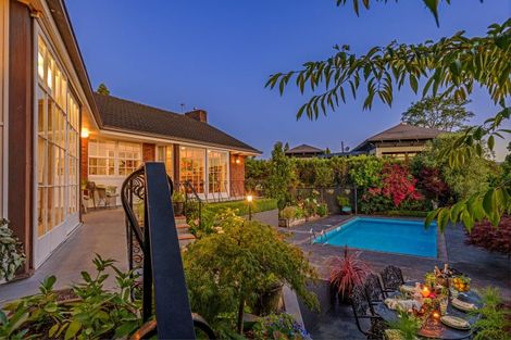 Photo of property in 33 Montgomery Terrace, Hokowhitu, Palmerston North, 4410