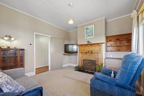 Photo of property in 11 Normanby Street, Fitzroy, New Plymouth, 4312