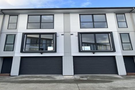 Photo of property in 2/8 Ocean View Road, Northcote, Auckland, 0627