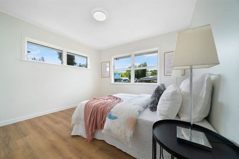 Photo of property in 6 Cajero Place, Green Bay, Auckland, 0604