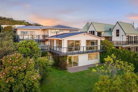 Photo of property in 7 Tregear Place, Camborne, Porirua, 5026