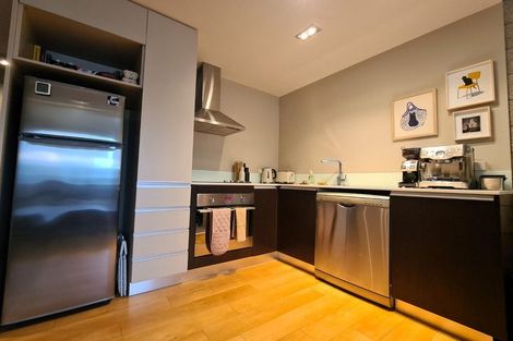 Photo of property in Revolucion Apartments, 302/28w Torrens Terrace, Mount Cook, Wellington, 6011