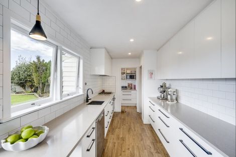 Photo of property in 26 James Foley Avenue, Pirimai, Napier, 4112