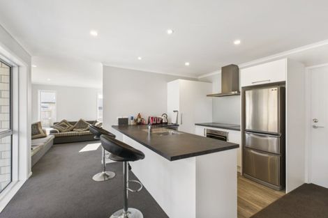 Photo of property in 18 Wahaika Way, Papamoa Beach, Papamoa, 3118