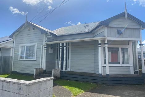 Photo of property in 19 Elizabeth Street, Petone, Lower Hutt, 5012