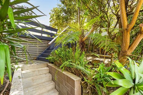 Photo of property in 10 Bluefin Way, West Harbour, Auckland, 0618