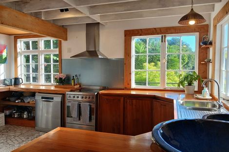 Photo of property in 102 Beach Road, Onerahi, Whangarei, 0110