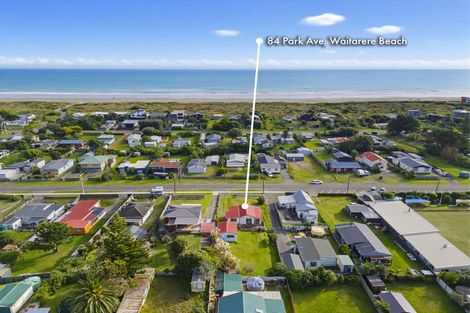 Photo of property in 84 Park Avenue, Waitarere Beach, Levin, 5510
