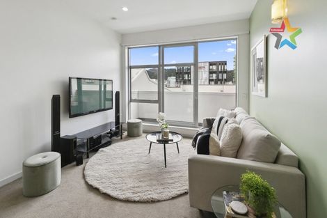 Photo of property in City Lodge Apartments, 401/115 Vivian Street, Te Aro, Wellington, 6011