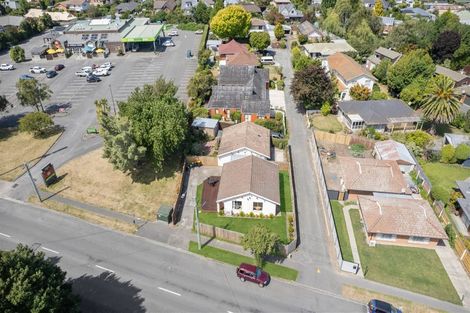 Photo of property in 112a Withells Road, Avonhead, Christchurch, 8042