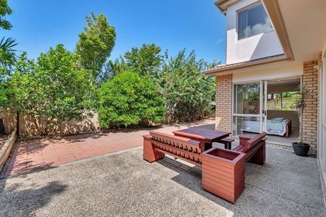 Photo of property in 60 Medallion Drive, Oteha, Auckland, 0632