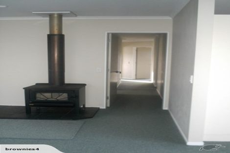 Photo of property in 3 Makora Grove, Paremata, Porirua, 5024