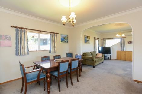 Photo of property in 14 Hunters Hill, Havelock North, 4130