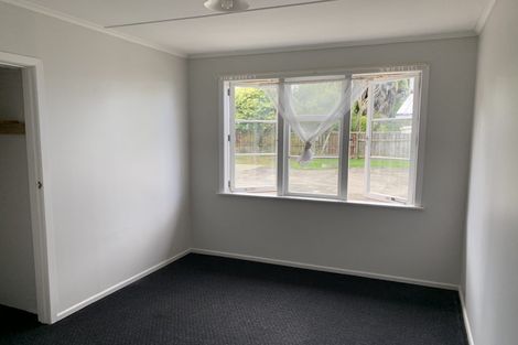 Photo of property in 9 Valdale Road, Henderson, Auckland, 0610
