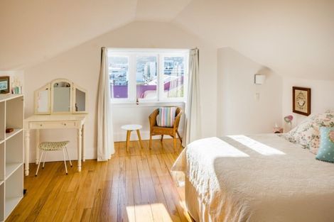 Photo of property in 82 Brougham Street, Mount Victoria, Wellington, 6011