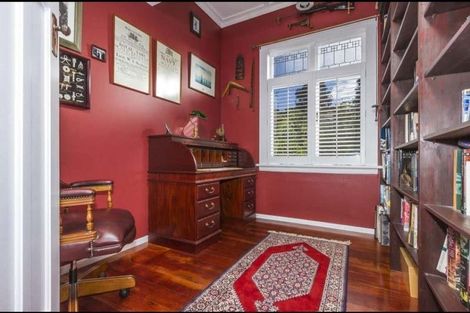 Photo of property in 15 Kerr Street, Devonport, Auckland, 0624