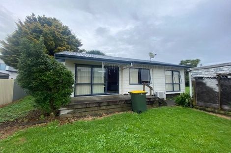 Photo of property in 26 Sutton Crescent, Papakura, 2110