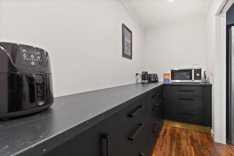 Photo of property in 35 Pinot Crescent, Ohau, 5570