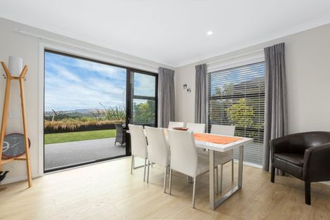 Photo of property in 3 Kaiaho Close, Aotea, Porirua, 5024