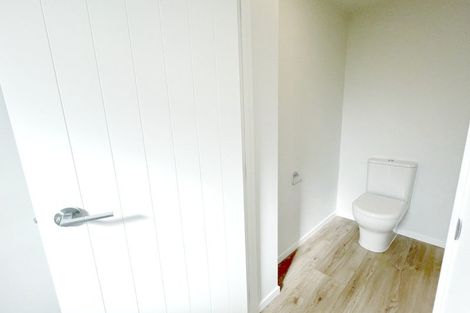 Photo of property in 10a Claridge Street, Glen Eden, Auckland, 0602