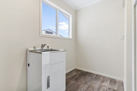 Photo of property in 34 Jupiter Street, Rosehill, Papakura, 2113