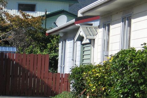 Photo of property in 1/14 Plunket Avenue, Petone, Lower Hutt, 5012