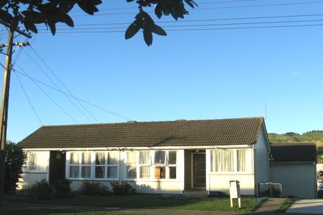 Photo of property in 21b Miranda Street, Cannons Creek, Porirua, 5024