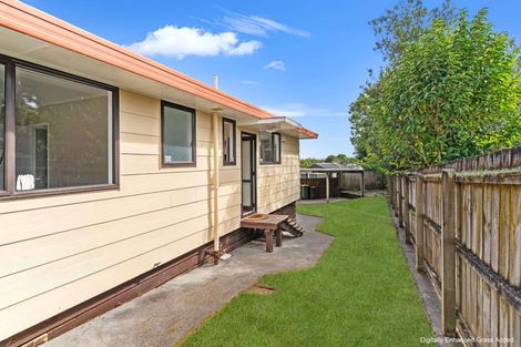 Photo of property in 1/7 Inca Place, Red Hill, Papakura, 2110
