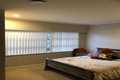 Photo of property in 3/6 Clevedon Road, Papakura, 2110