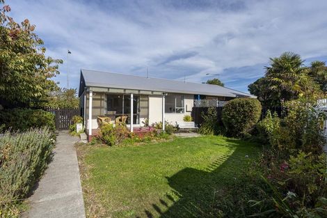 Photo of property in 1/89 Bayswater Crescent, Bromley, Christchurch, 8062