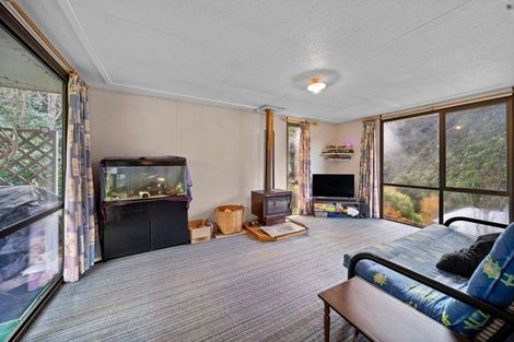 Photo of property in 8 Morepork Lane, Waipori Falls, Outram, 9073