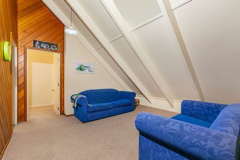 Photo of property in 812 West Coast Road, Oratia, Auckland, 0604