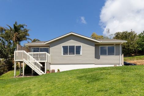 Photo of property in 181f Omokoroa Road, Omokoroa, 3114