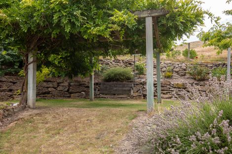 Photo of property in 44 Letts Gully Road, Letts Gully, Alexandra, 9393