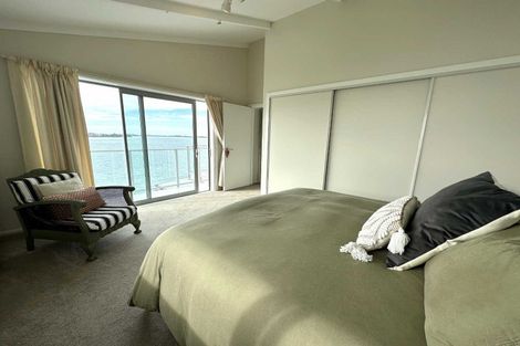 Photo of property in 5 Quarry Road, Mount Pleasant, Christchurch, 8081