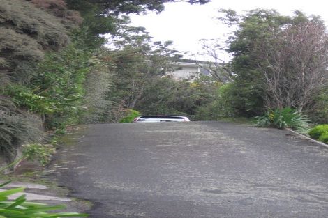 Photo of property in 18 Kinapori Terrace, Newlands, Wellington, 6037