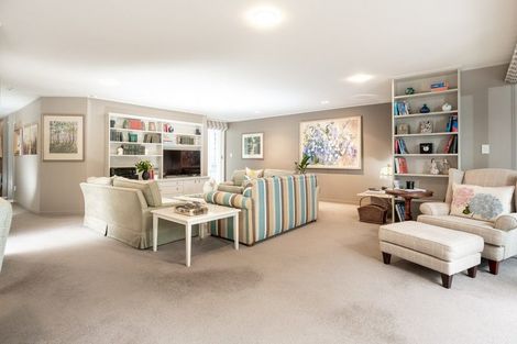 Photo of property in Highwic, 13/32 Hobson Street, Thorndon, Wellington, 6011