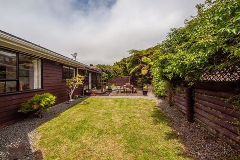 Photo of property in 75 Halswater Drive, Churton Park, Wellington, 6037