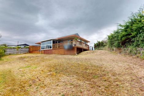 Photo of property in 3 Norna Grove, Waikawa Beach, Levin, 5573