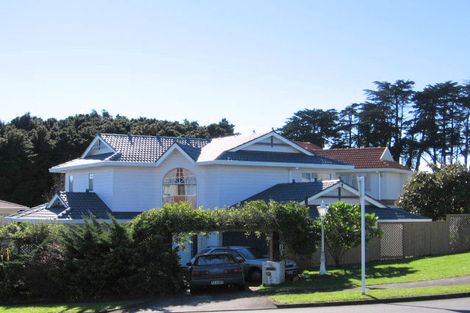 Photo of property in 1 Silkwood Grove, Totara Heights, Auckland, 2105