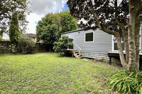 Photo of property in 22 Airdrie Road, Ranui, Auckland, 0612