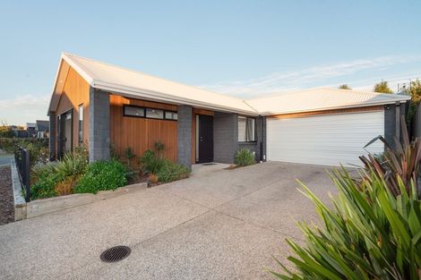 Photo of property in 1 Shannon Lane, Pyes Pa, Tauranga, 3112