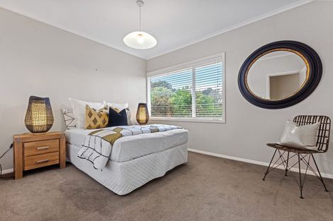 Photo of property in 2/101 Churchill Road, Murrays Bay, Auckland, 0630