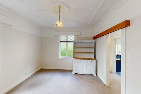 Photo of property in 120 Sutherland Road, Melrose, Wellington, 6023