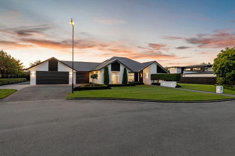 Photo of property in 12 Quarters Place, Halswell, Christchurch, 8025