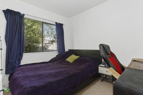 Photo of property in 2/14 Norman Road, Titirangi, Auckland, 0604