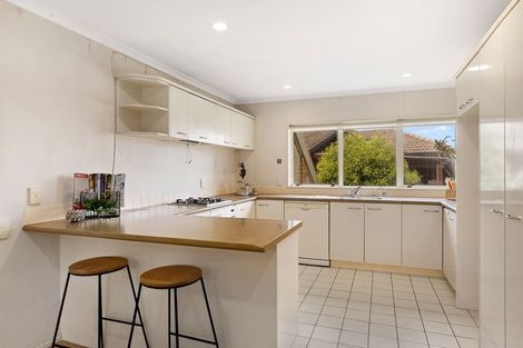 Photo of property in 11 Arirang Rise, Pinehill, Auckland, 0632